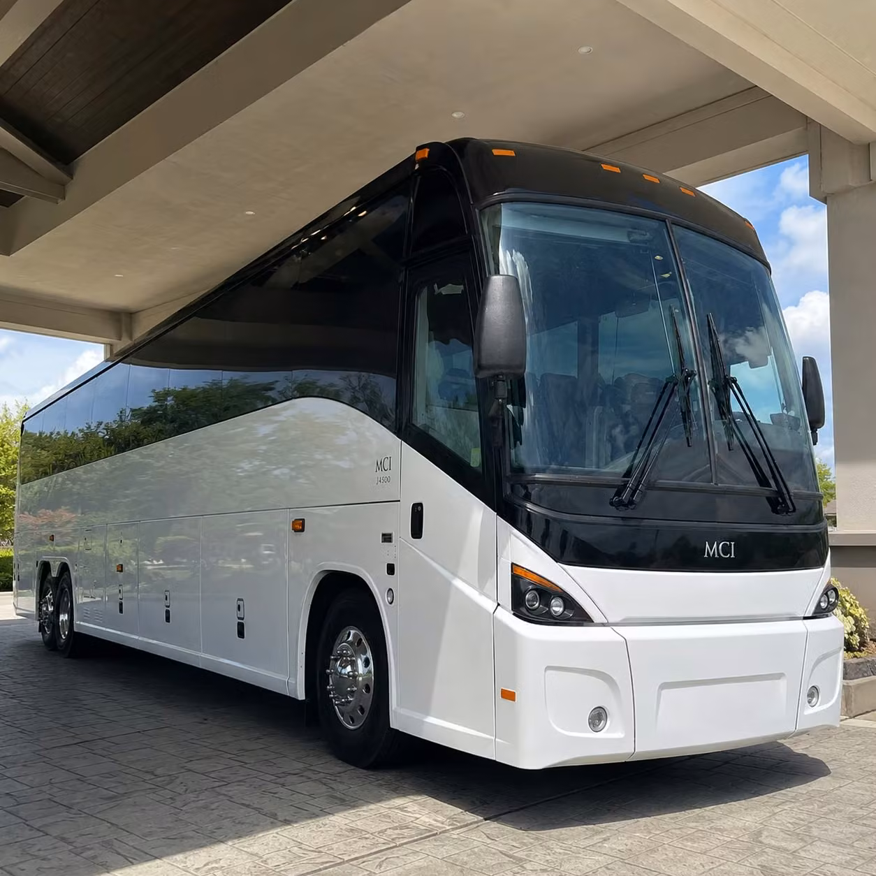 you can find and book employee transportation in gainesville and any nearby city